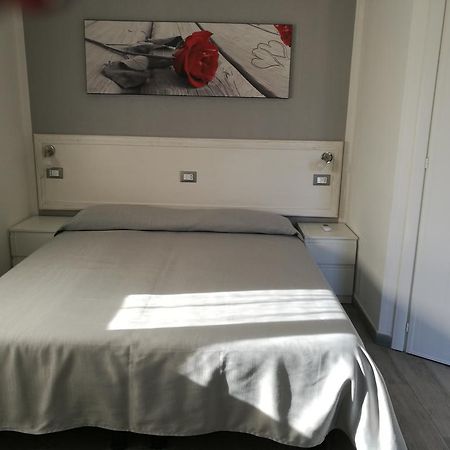فندق Iron Gate Marina3B سارزانا المظهر الخارجي الصورة